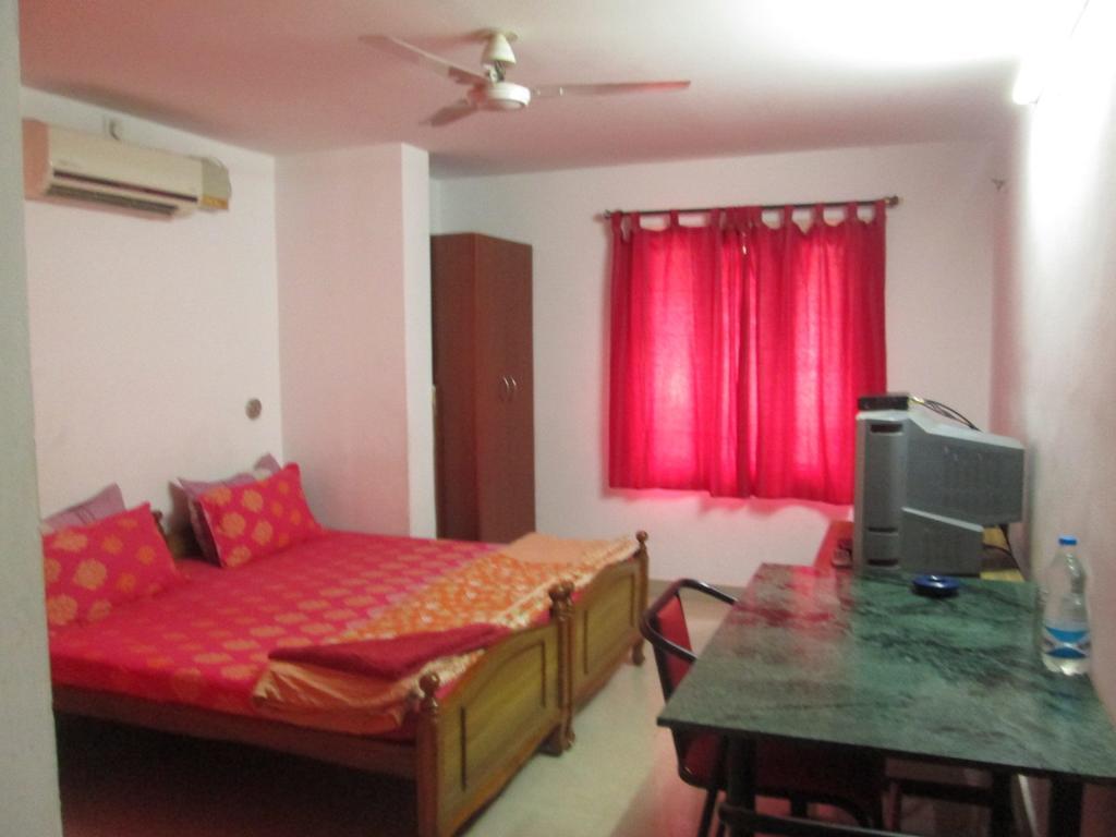 El-Shaddai Homes Bangalore Room photo